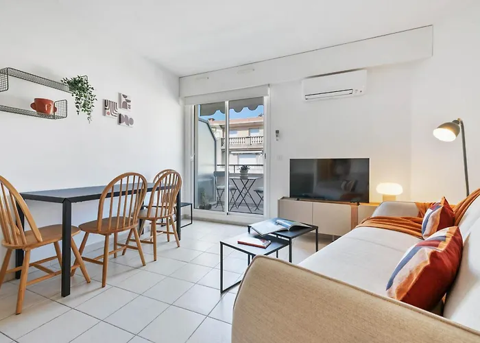 Queen Garden V, 2 Pieces Centre Ville, Ac, Vue Διαμέρισμα Μεντόν