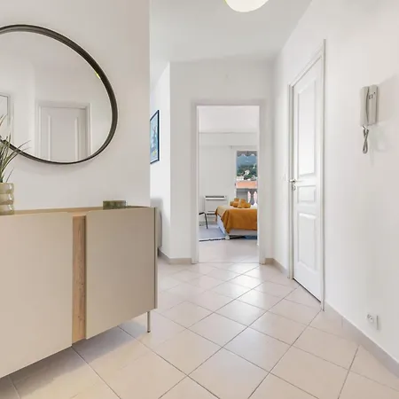 Appartement Queen Garden V, 2 Pieces Centre Ville, Ac, Vue