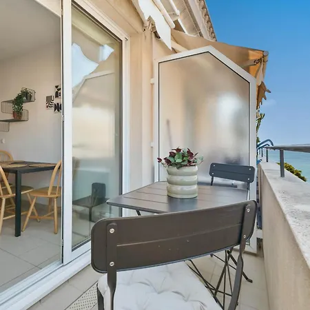 Apartment Queen Garden V, 2 Pieces Centre Ville, Ac, Vue Menton